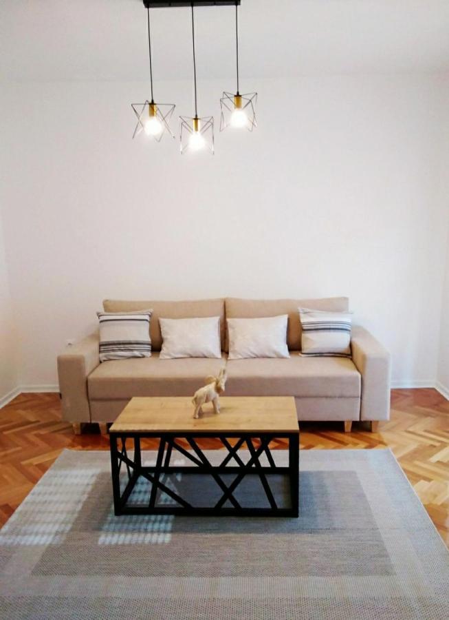 Cvijetna Oaza Apartamento Trebinje Exterior foto