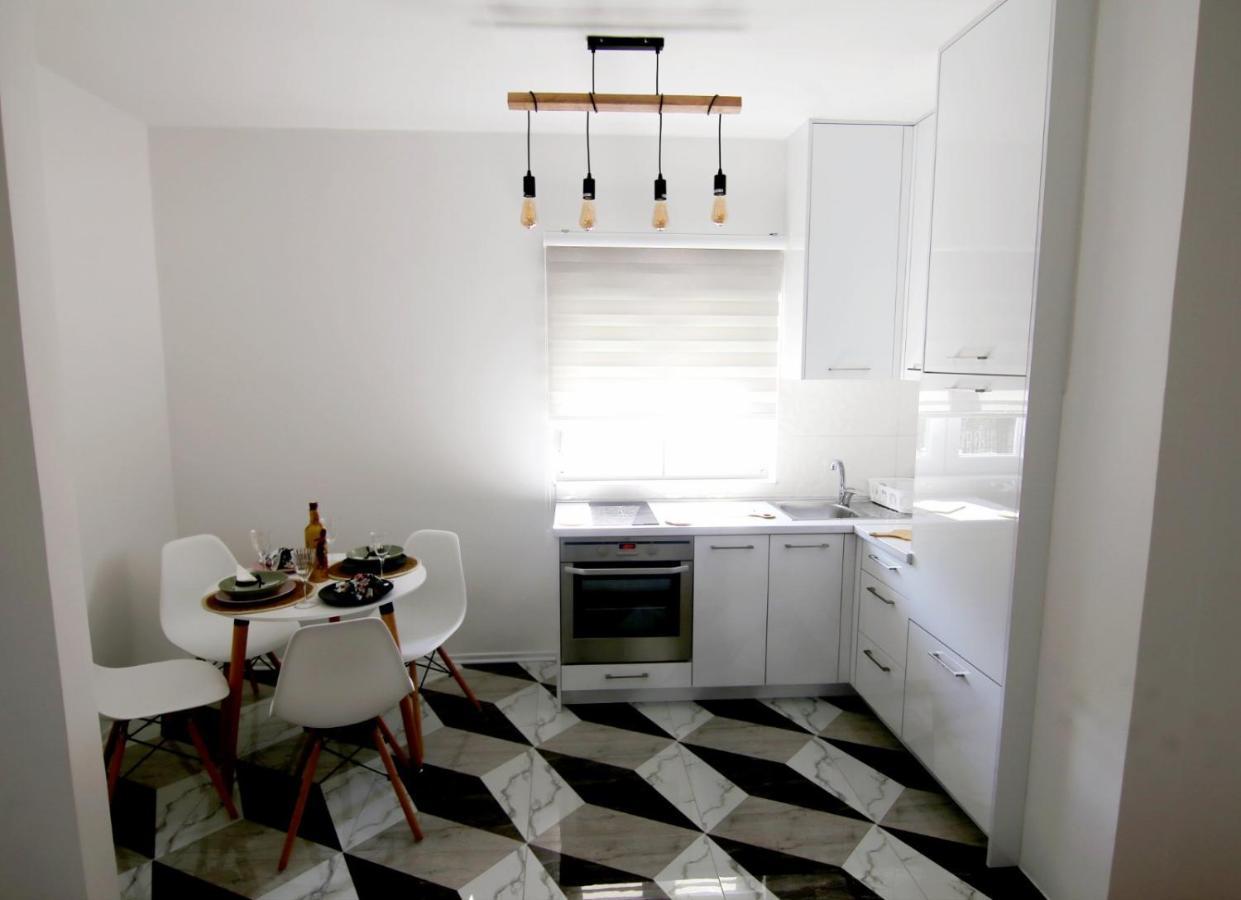 Cvijetna Oaza Apartamento Trebinje Exterior foto